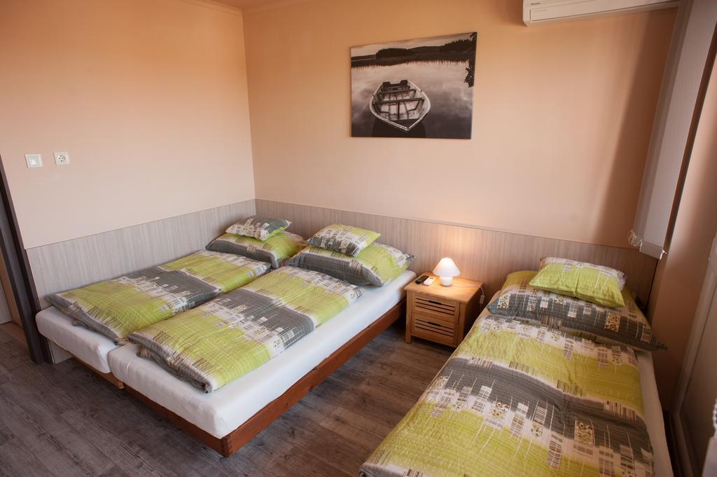 Milan Apartmanok ชิโอฟก ภายนอก รูปภาพ